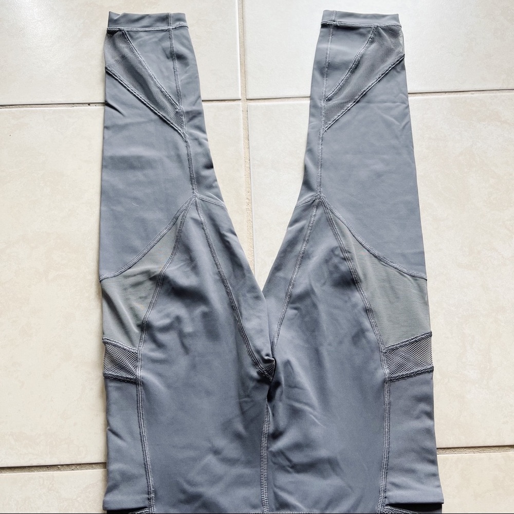 Lululemon High Rise Grey Leggings with Mesh Detailing - Picture 12 of 12